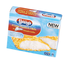 Load image into Gallery viewer, Let's play shops! Children can pick up branded items from the shelves, such as Mr Kipling, Baxters and Birds Eye, then put the items in their basket, pretend to take to a till and pay ready to make dinner at home.  Every child loves to copy what their parents do and this is the perfect item to role play with.