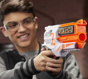 The Nerf Ultra Two motorized blaster features fast-back reloading. The 6-dart cylinder is open in the back -- you can look inside to see how many darts are left to know when to reload. Hold down the acceleration button to power up the motor, and press the trigger to fire 1 dart. Includes 6 Nerf Ultra darts that are compatible only with Nerf Ultra blasters. Darts fly up to 120 feet (36 meters)! 