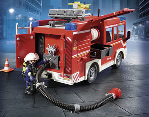 The Playmobil 9464 City Action Fire Engine is ready for any emergency call.  The vehicle features lights and siren sounds for realistic play as well as a removable roof for easier access to the interior.  